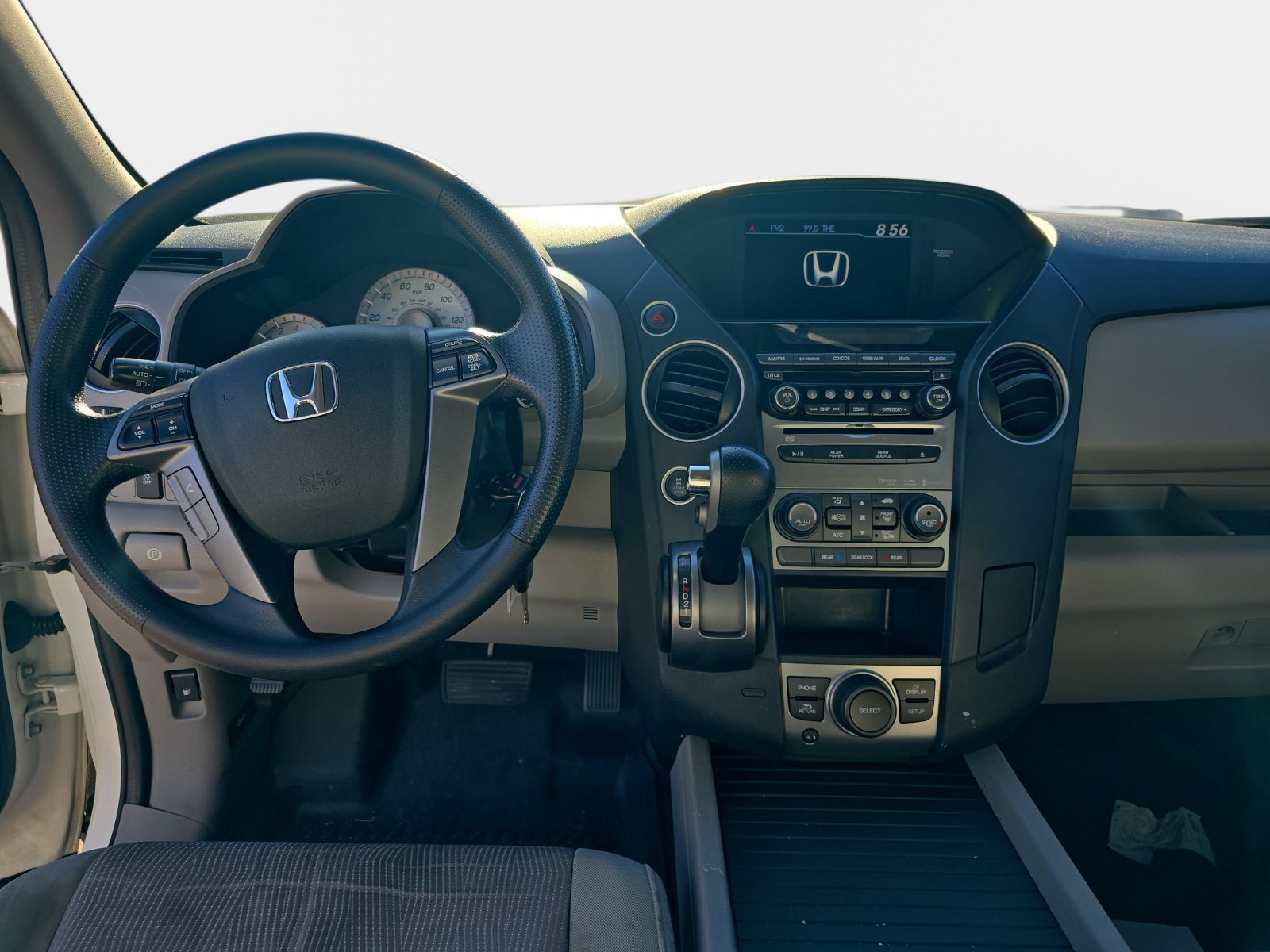 Used 2015 Honda Pilot SE image 9