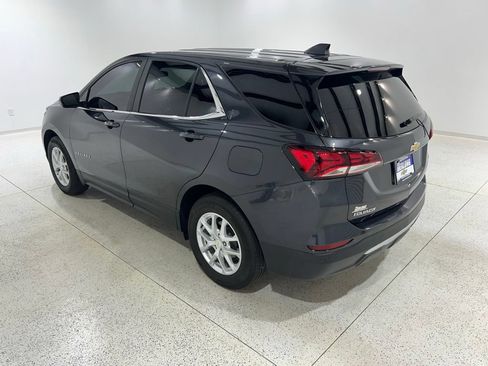 Used 2023 Chevrolet Equinox LT FWD image 3
