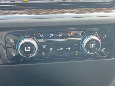 New 2025 GMC Sierra 1500 SLE w/ Max Trailering Package image 24