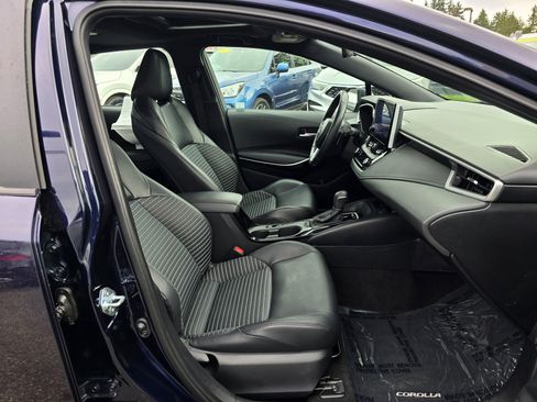 Used 2024 Toyota Corolla XSE FWD image 11