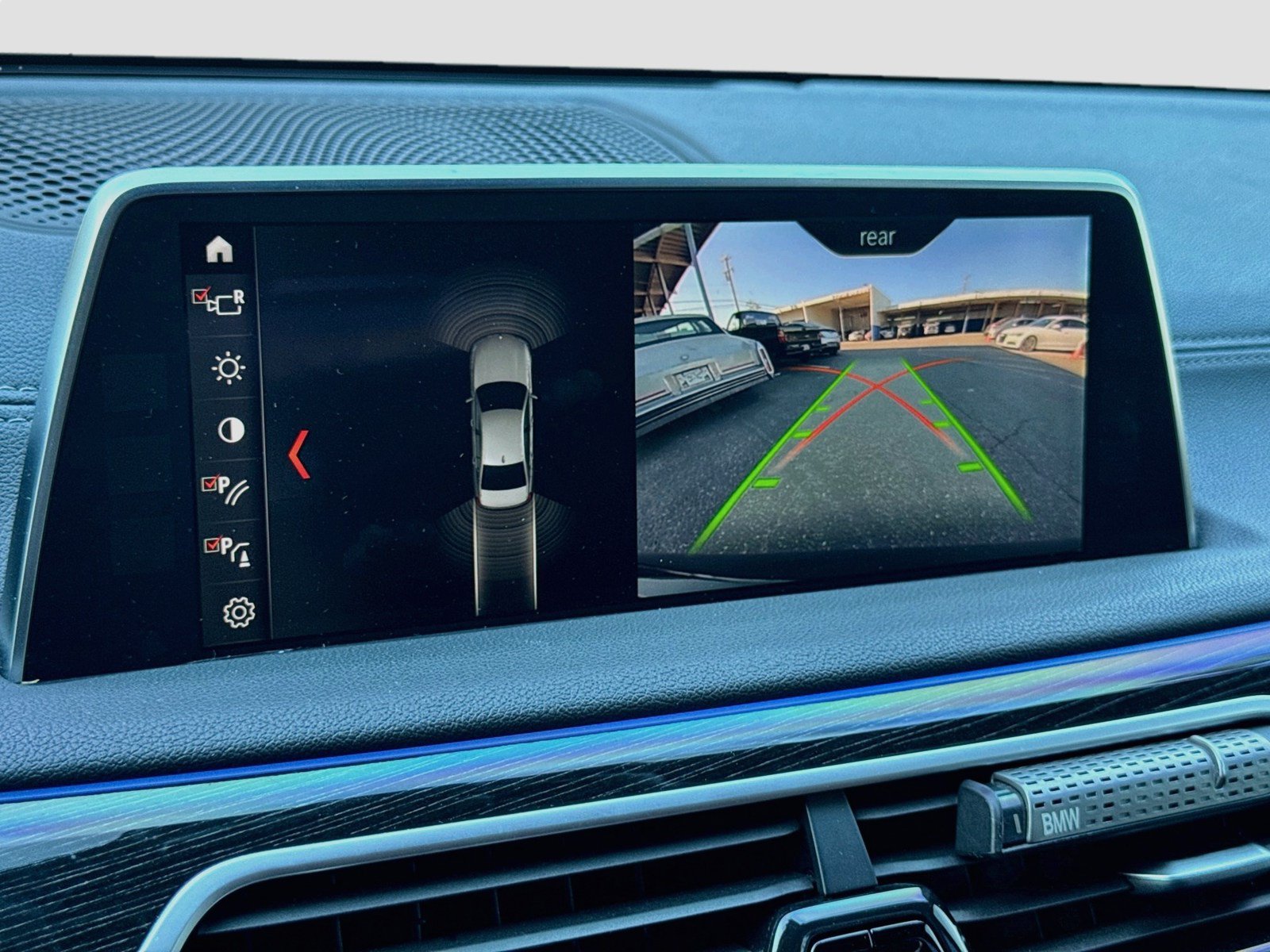 Used 2018 BMW 740i RWD image 10