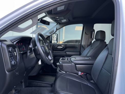 Used 2021 Chevrolet Silverado 2500 W/T w/ WT Fleet Convenience Package image 10