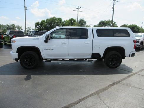 Used 2022 Chevrolet Silverado 2500 High Country AWD/4WD image 9
