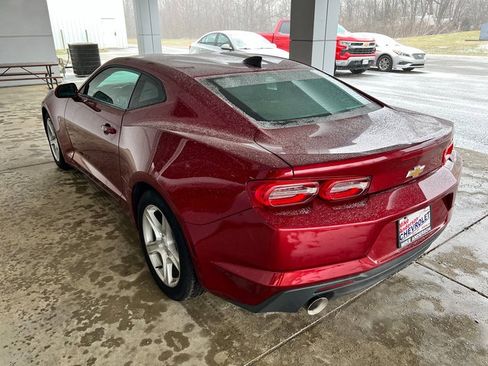 Used 2023 Chevrolet Camaro LT RWD image 10