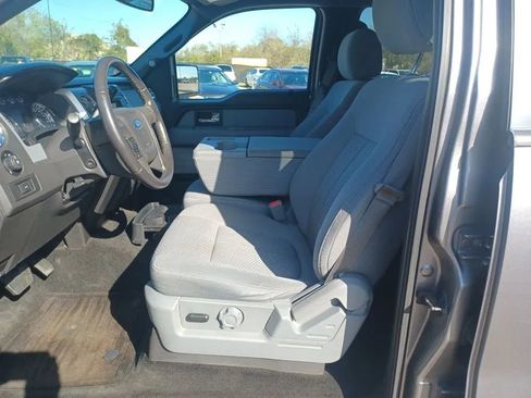 Used 2014 Ford F150 XLT w/ XLT Chrome Package image 9
