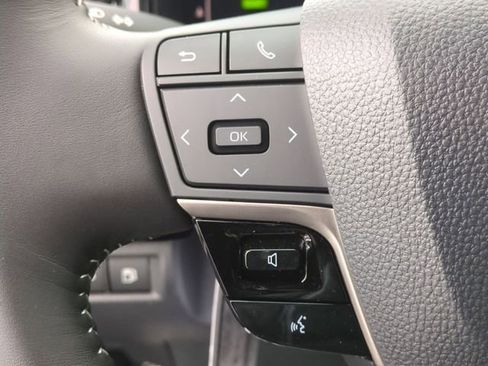 Certified 2026 Toyota Camry SE image 17