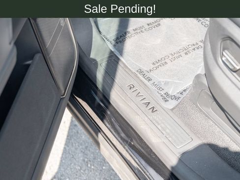 Used 2025 Rivian R1S Adventure AWD/4WD image 16