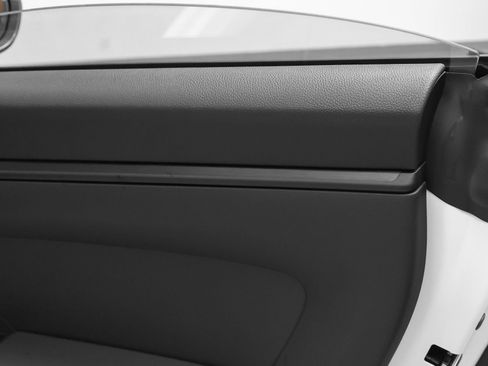 Certified 2026 Porsche 911 Carrera T RWD image 38