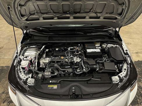 Used 2026 Toyota Corolla LE w/ LE Premium Package FWD image 12