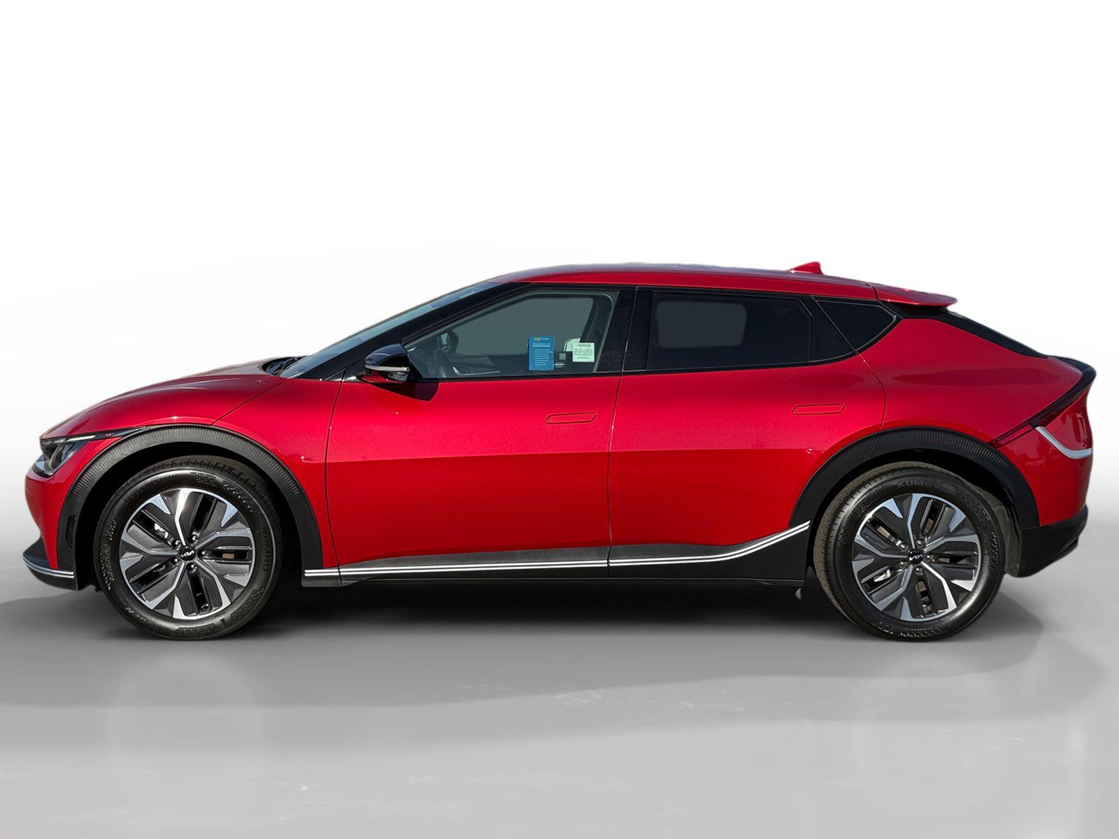 Used 2024 Kia EV6 Light RWD image 2