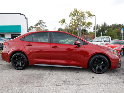 Used 2022 Toyota Corolla SE image 18