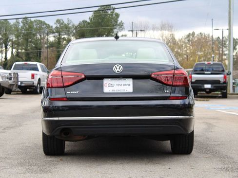 Used 2019 Volkswagen Passat 2.0T Wolfsburg w/ Wheels & Sunroof Package image 6