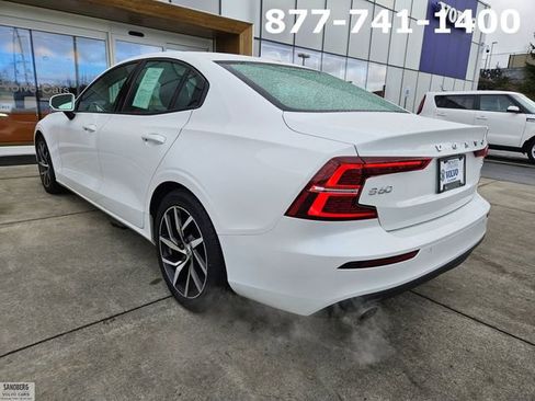 Used 2019 Volvo S60 T6 Momentum w/ Multimedia Package image 7