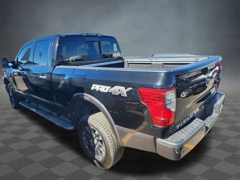 Used 2016 Nissan Titan PRO-4X image 8