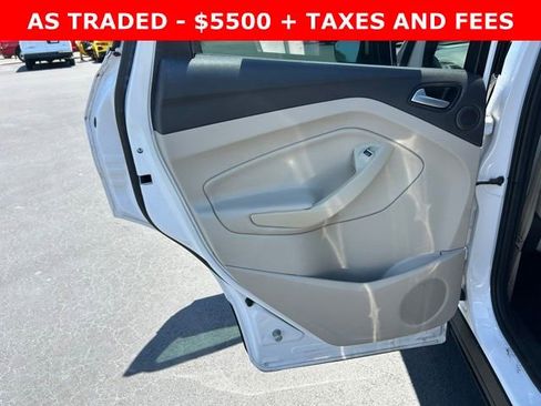 Used 2017 Ford Escape SE w/ Equipment Group 201A image 13