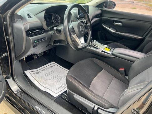 Used 2022 Nissan Sentra SR w/ Midnight Edition FWD image 17