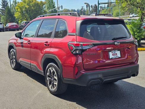 Used 2026 Subaru Forester Premium AWD/4WD image 5