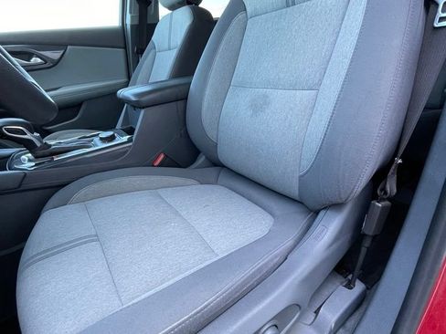 Used 2022 Chevrolet Blazer LT FWD image 10