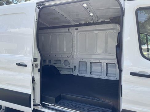 Used 2023 Ford Transit 250 Medium Roof RWD image 6