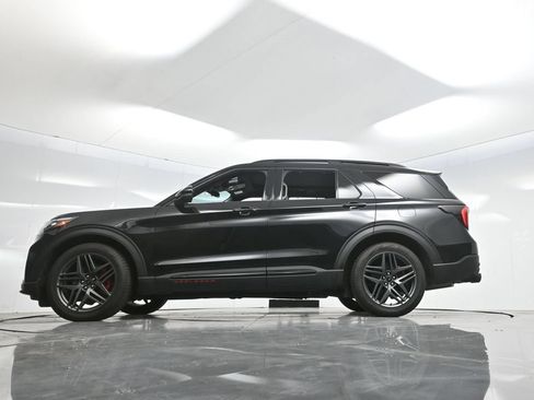 Used 2025 Ford Explorer ST AWD/4WD image 64