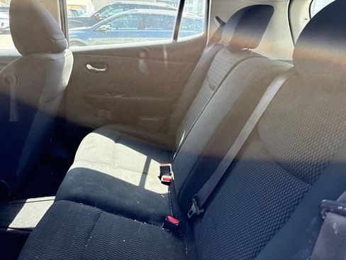 Used 2017 Nissan Leaf S w/ Protection Package FWD image 8