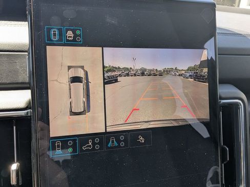 New 2025 GMC Yukon XL Denali w/ Sun & Power Step Package image 18