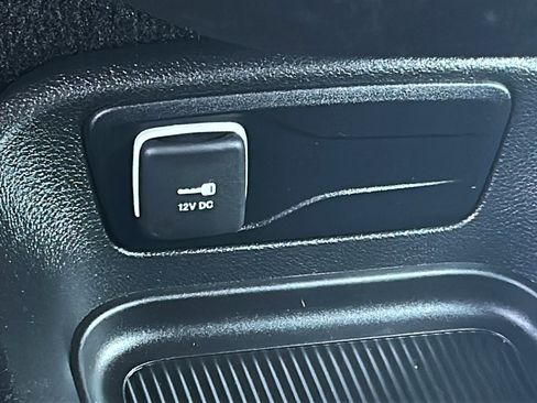 Certified 2023 Chrysler Pacifica Touring-L w/ S Appearance Package FWD image 27