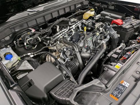 Used 2025 Ford Bronco Big Bend image 30