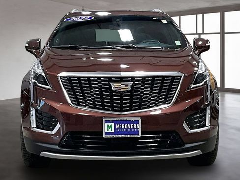Used 2022 Cadillac XT5 Premium Luxury w/ Platinum Package AWD/4WD image 2