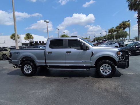 Used 2021 Ford F250 XL w/ STX Appearance Package AWD/4WD image 3
