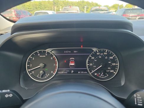 Used 2024 Nissan Rogue SV AWD/4WD image 13