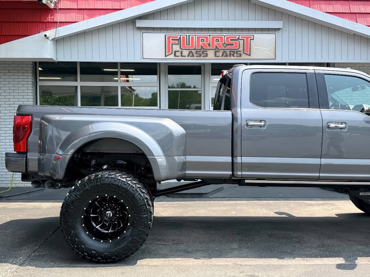 Used 2022 Ford F350 Platinum AWD/4WD image 12