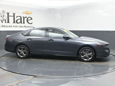Used 2023 Honda Accord EX-L image 1