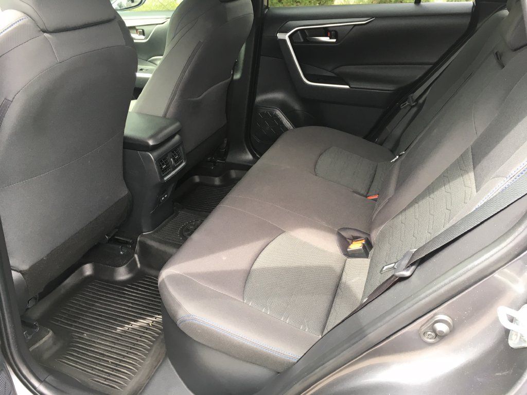Used 2023 Toyota RAV4 SE w/ SE Grade Weather Package AWD/4WD image 26