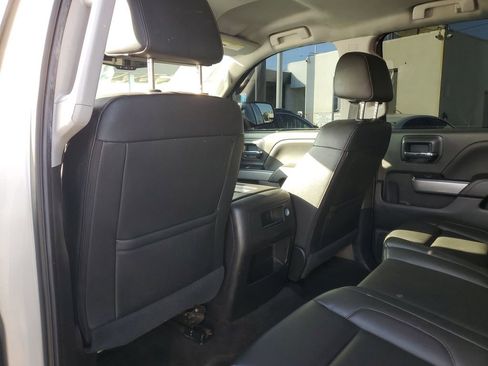 Used 2018 Chevrolet Silverado 1500 LTZ Z71 w/ Redline Edition image 13