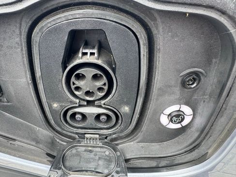 Used 2022 Ford Mustang Mach-E Select image 21