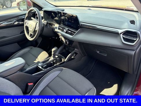 Used 2025 Chevrolet TrailBlazer LT AWD/4WD image 26