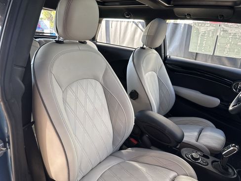 Used 2023 MINI Cooper SE image 26