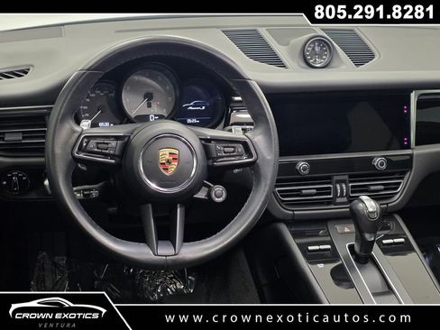 Used 2023 Porsche Macan S AWD/4WD image 18
