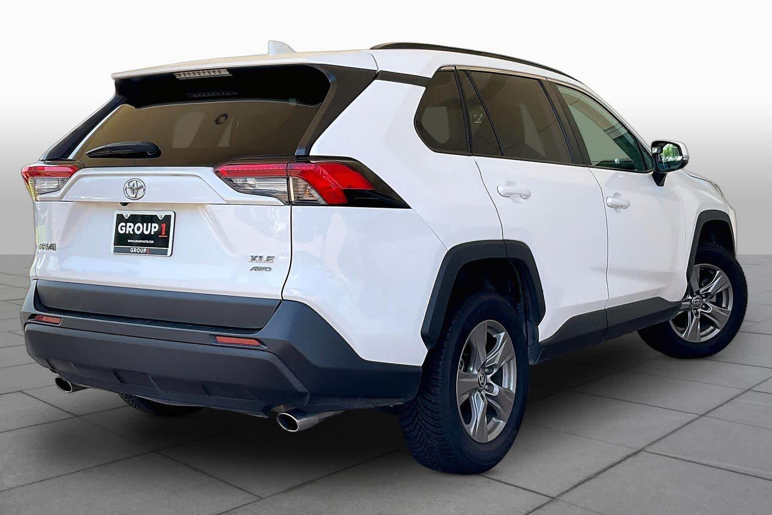Used 2024 Toyota RAV4 XLE w/ Convenience Package AWD/4WD image 12