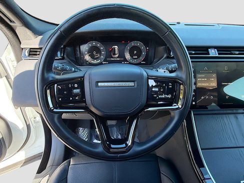 Used 2025 Land Rover Range Rover Velar Dynamic SE image 39