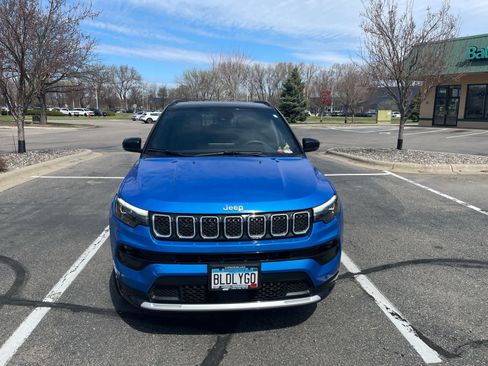 Used 2024 Jeep Compass Limited w/ Elite Group image 3