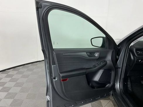 Used 2024 Ford Escape Active AWD/4WD image 12