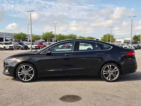 Used 2020 Ford Fusion Titanium image 9