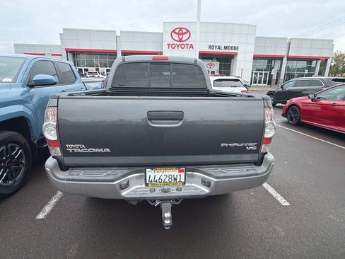 Used 2015 Toyota Tacoma PreRunner w/ TRD Off-Road Package RWD image 5