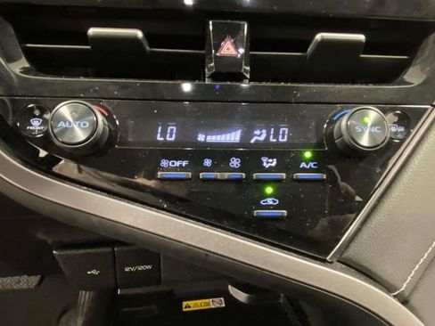 Used 2023 Toyota Camry XSE image 20