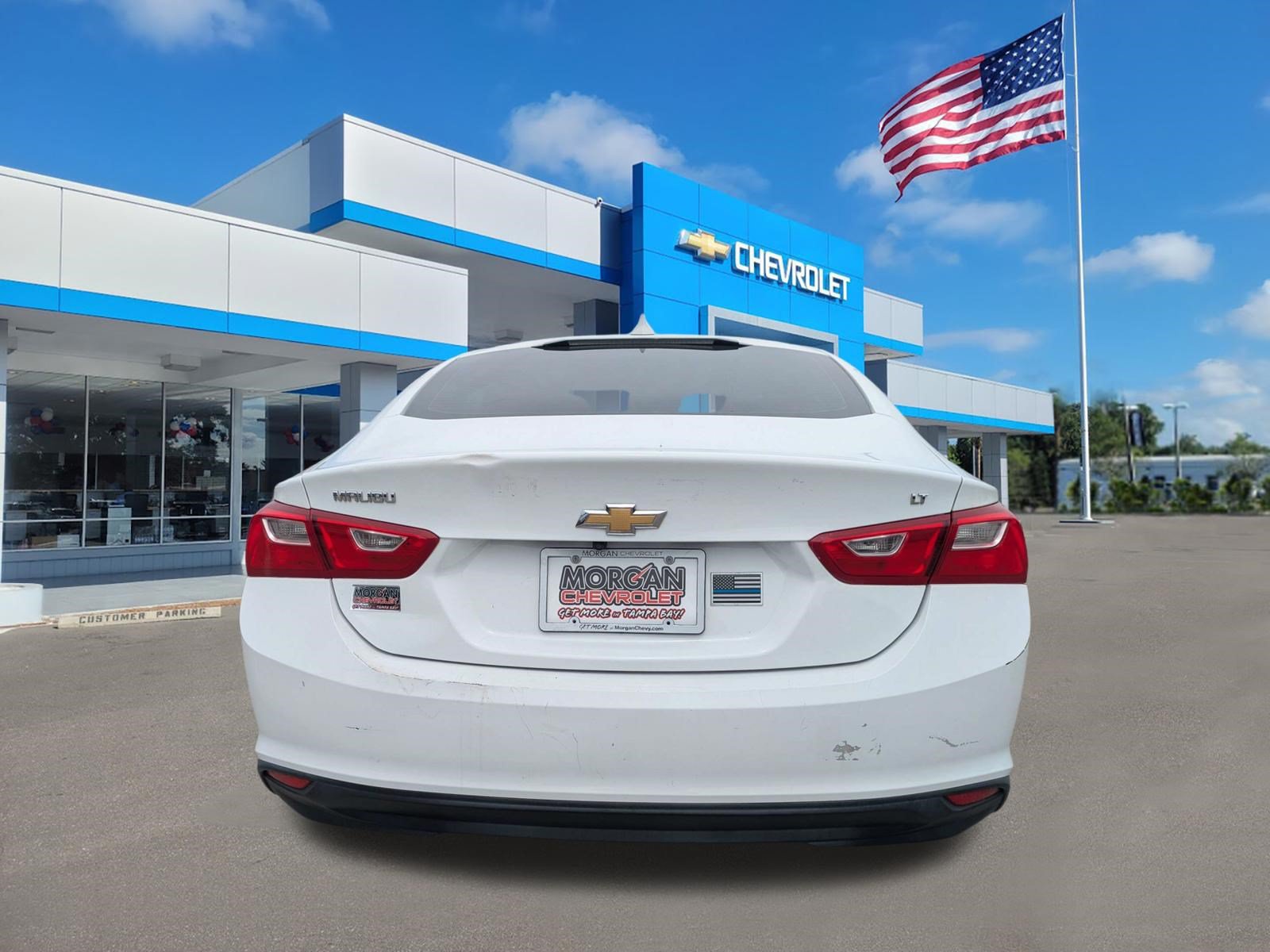 Used 2018 Chevrolet Malibu LT FWD image 4