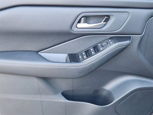 New 2026 Nissan Rogue SV image 16