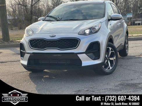Used 2020 Kia Sportage LX image 22