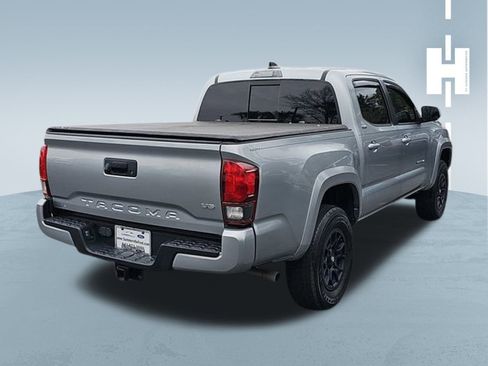 Used 2022 Toyota Tacoma SR5 image 2